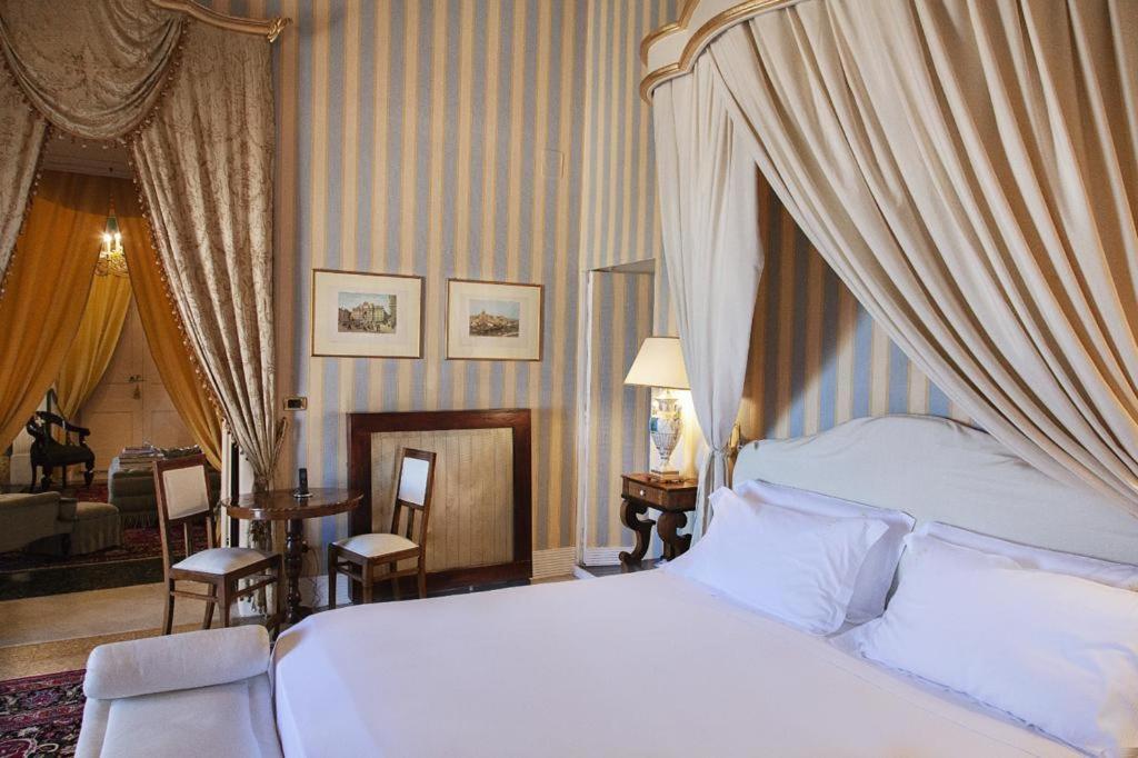 Palazzo Cherubini-Pools & Wellness Rossano Εξωτερικό φωτογραφία