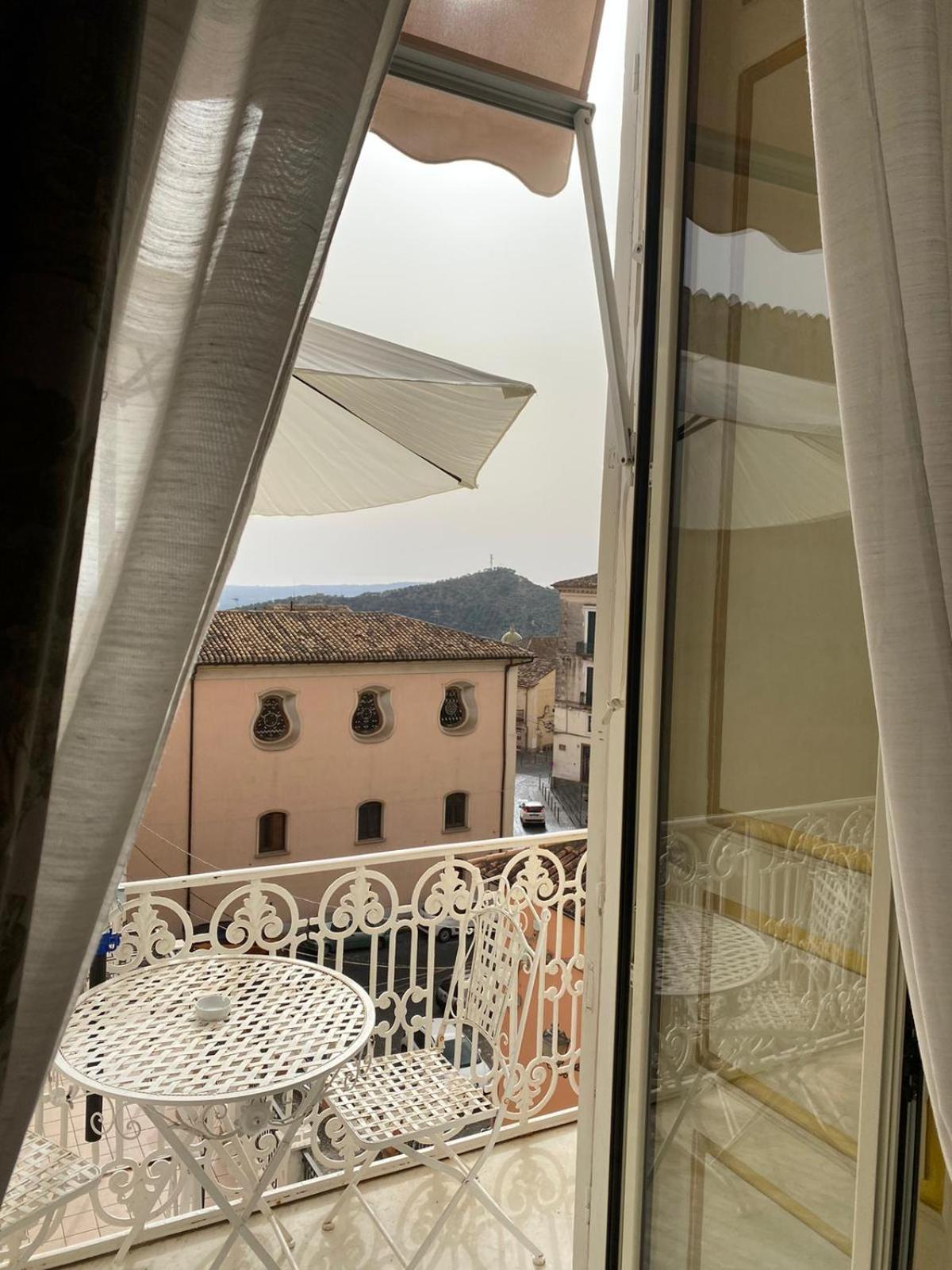 Palazzo Cherubini-Pools & Wellness Rossano Εξωτερικό φωτογραφία